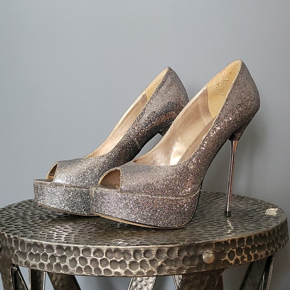 Steve Madden Peep Toe Heels - Size 8